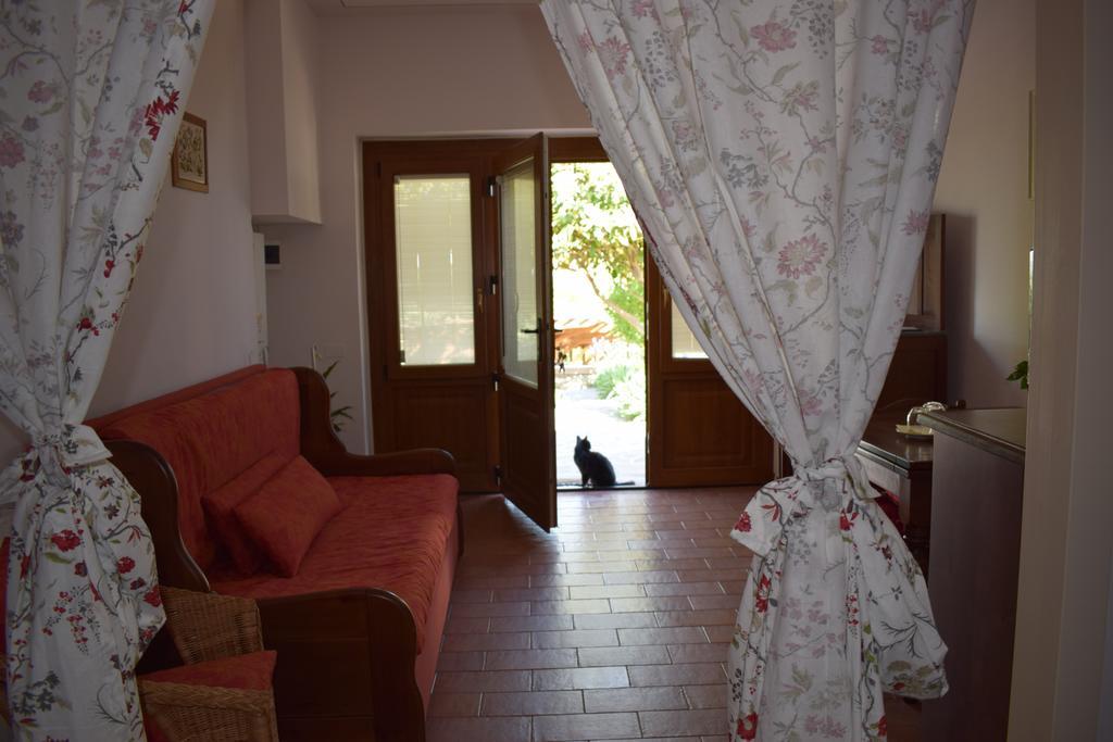 Agriturismo Amina, Winery & Hiking Vagliagli Extérieur photo
